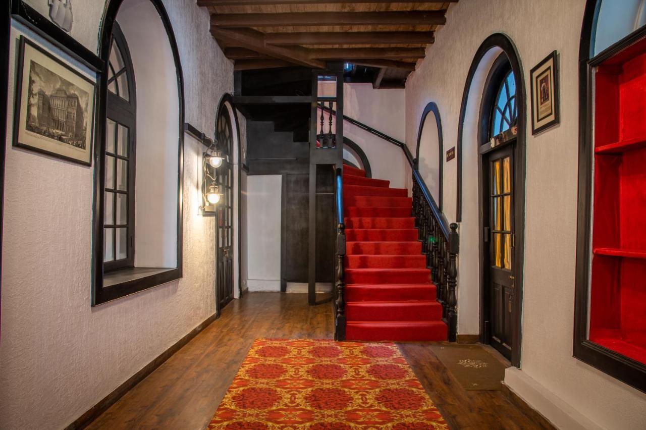מלון מוסורי Ilbert Manor מראה חיצוני תמונה