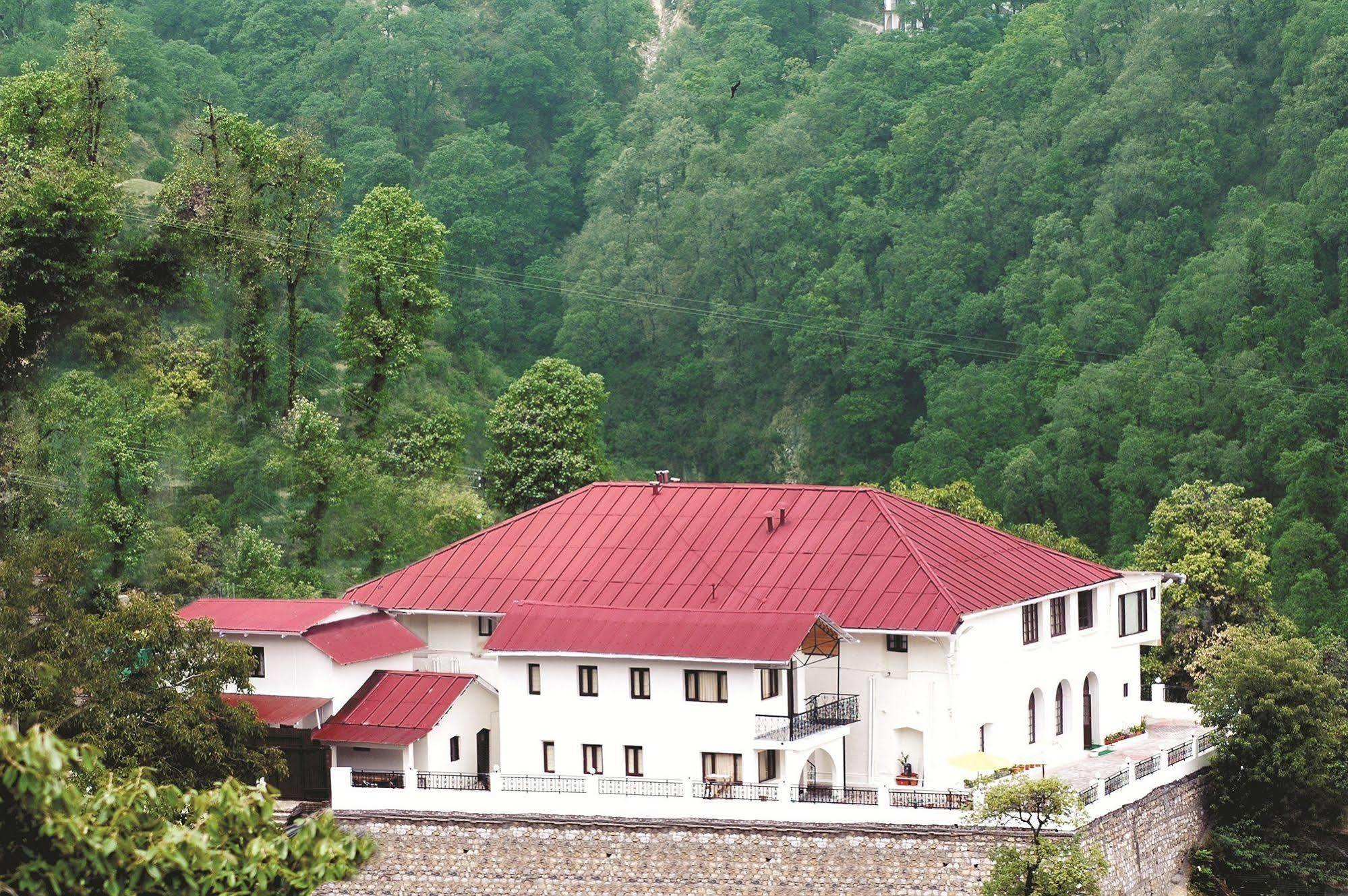 מלון מוסורי Ilbert Manor מראה חיצוני תמונה